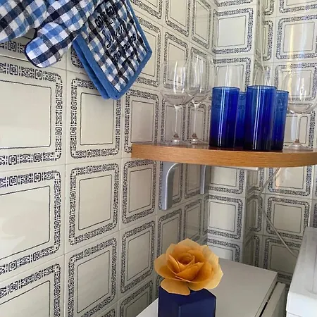 Relax In Apartment